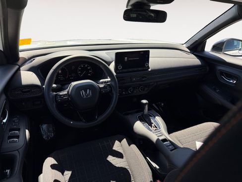 Used 2024 Honda HR-V Sport image 15