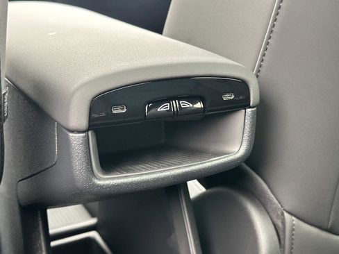 New 2026 Volvo EX30 Cross Country Ultra image 10