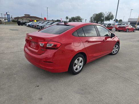 Used 2017 Chevrolet Cruze LS image 3