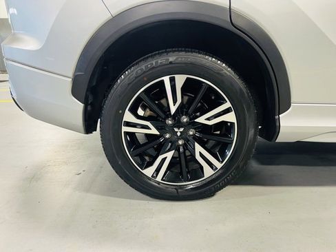 Used 2023 Mitsubishi Eclipse Cross SEL image 11
