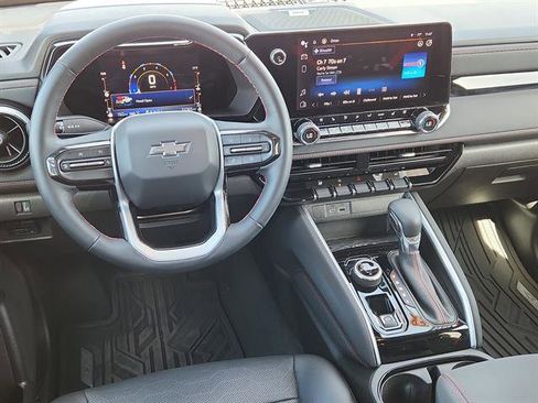 Used 2023 Chevrolet Colorado Z71 w/ Z71 Convenience Package 2 image 11