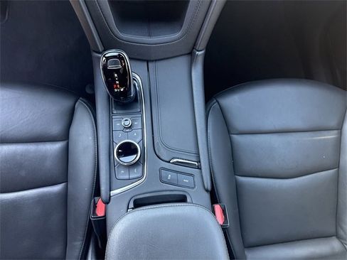 Certified 2025 Cadillac XT6 Premium Luxury image 16