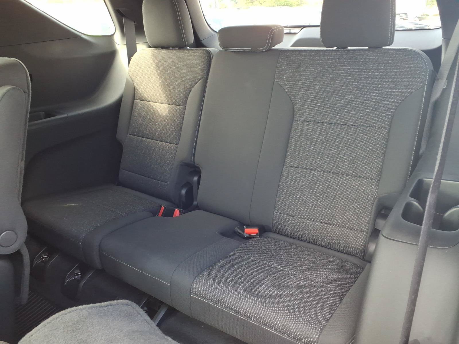Used 2024 Chevrolet Traverse LT w/ LPO, Floor Liner Package FWD image 24
