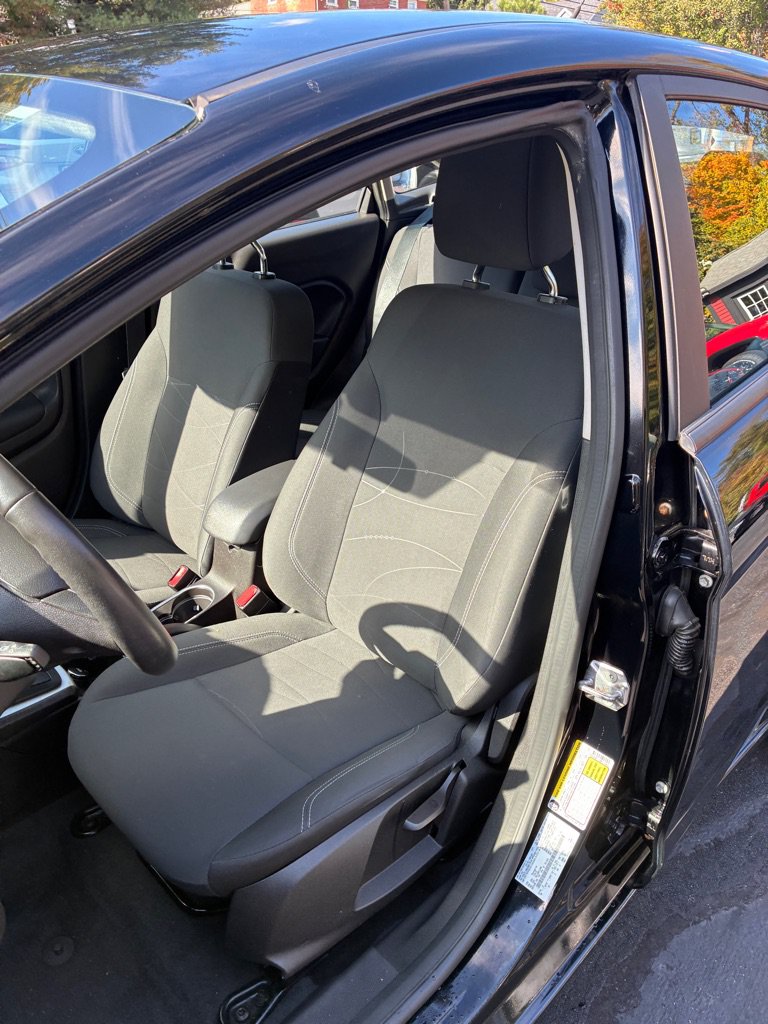 Used 2016 Ford Fiesta SE FWD image 19