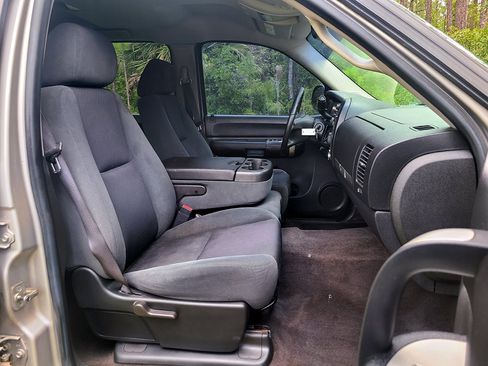 Used 2009 Chevrolet Silverado 1500 LT RWD image 15