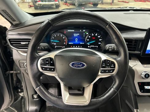 Certified 2023 Ford Explorer XLT w/ Equipment Group 202A AWD/4WD image 16