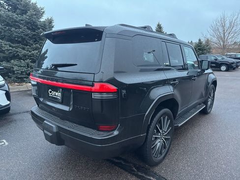 Used 2024 Lexus GX 550 w/ Accessory Package (2T) image 9