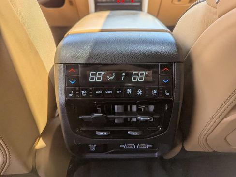 Used 2021 Jeep Grand Cherokee L Summit AWD/4WD image 45