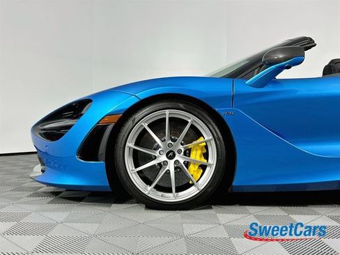 Used 2022 McLaren 720S Spider RWD image 45