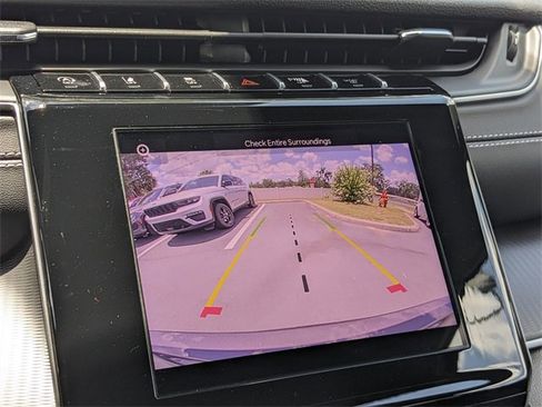 New 2025 Jeep Grand Cherokee L Laredo w/ Luxury Tech Group I image 21