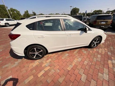 Used 2022 Subaru Impreza 2.0i Premium w/ Popular Package #2 AWD/4WD image 36