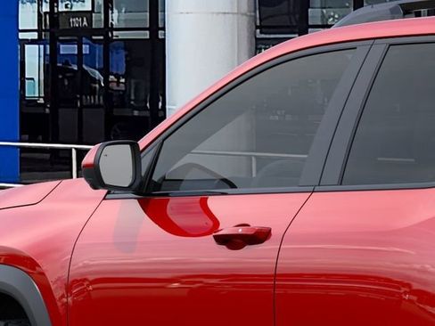 New 2026 Chevrolet Equinox ACTIV w/ Convenience Package III FWD image 12