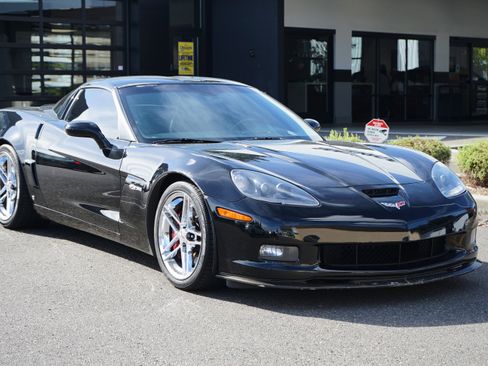 Used 2008 Chevrolet Corvette Z06 w/ Preferred Equipment Group image 1