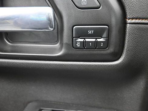 Used 2021 GMC Sierra 1500 AT4 w/ AT4 Premium Package AWD/4WD image 17
