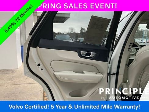 Certified 2024 Volvo XC60 B5 Ultimate w/ Climate Package image 25