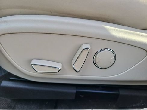 Used 2019 Lincoln MKZ Premiere FWD image 20