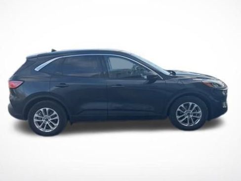 Certified 2022 Ford Escape SE w/ Cold Weather Package image 8