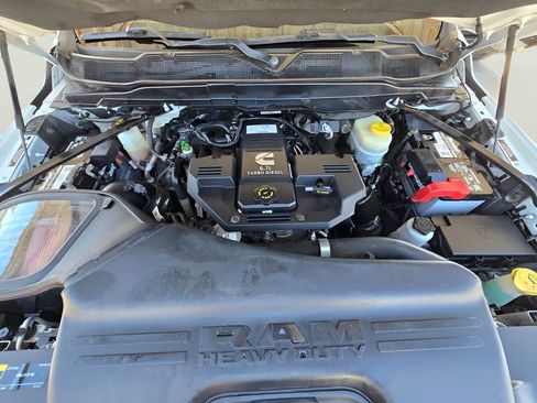 Used 2020 RAM 2500 Laramie w/ Chrome Appearance Group AWD/4WD image 26