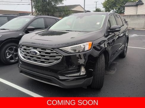 Used 2024 Ford Edge Titanium AWD/4WD image 3
