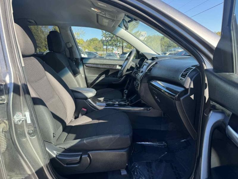 Used 2014 Kia Sorento LX AWD/4WD image 14