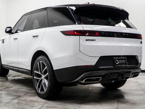 Used 2023 Land Rover Range Rover Sport SE AWD/4WD image 12