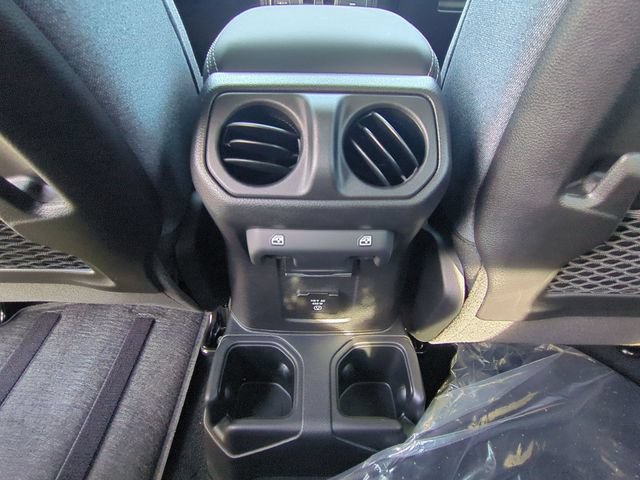 New 2026 Jeep Gladiator Rubicon w/ Rockslide Package AWD/4WD image 28