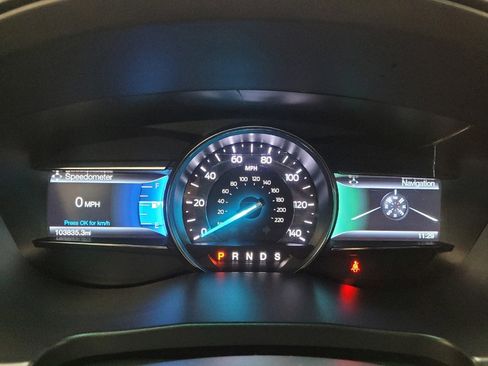 Used 2016 Ford Explorer XLT w/ Equipment Group 202A image 23