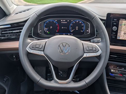 New 2026 Volkswagen Jetta SEL FWD image 10