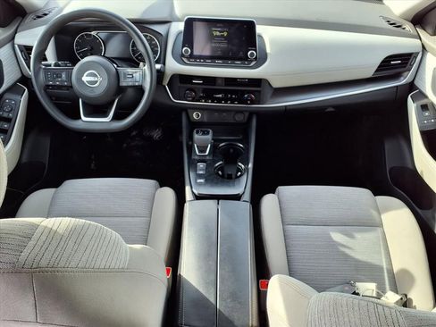 Used 2023 Nissan Rogue SV image 12