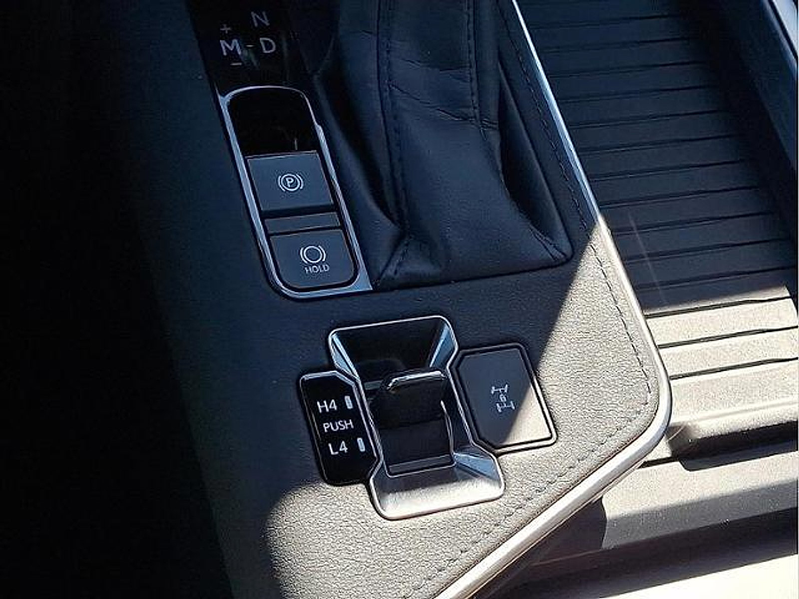 Certified 2024 Lexus GX 550 w/ Accessory Package (Z1) AWD/4WD image 28