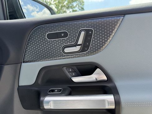 Certified 2026 Mercedes-Benz GLB 250 image 29