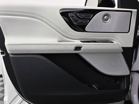 New 2026 Lincoln Aviator Black Label image 23