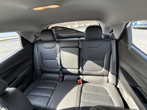 Used 2023 Chevrolet Bolt LT image 23