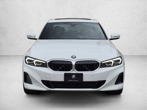 Used 2023 BMW 330e xDrive w/ Premium Package AWD/4WD image 2