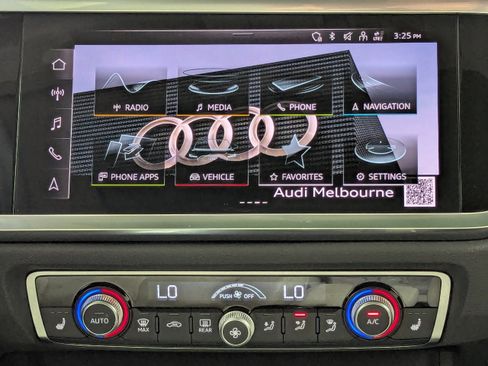 Certified 2025 Audi Q3 2.0T Premium Plus w/ Premium Plus Package image 15
