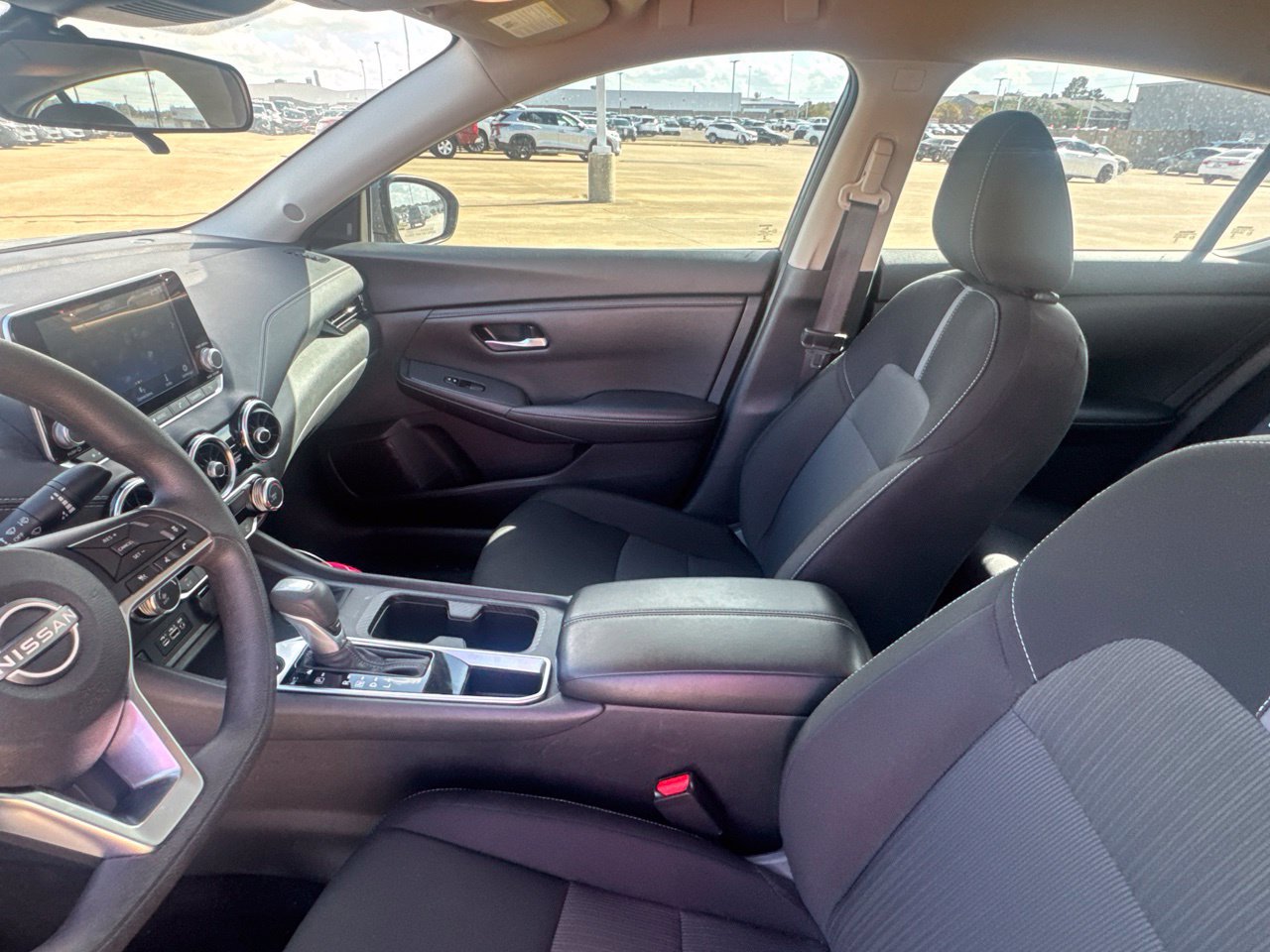Used 2025 Nissan Sentra SV w/ Trunk Package FWD image 44
