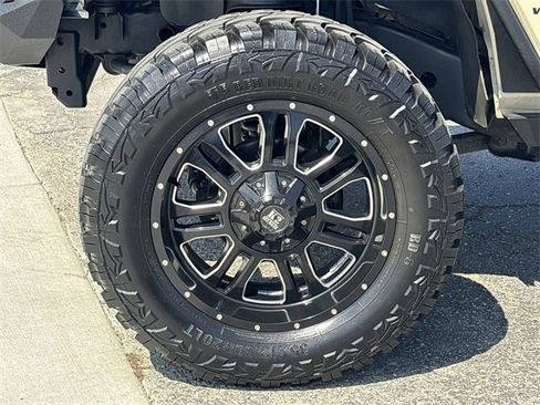 Used 2018 Jeep Wrangler Unlimited Sport S image 10