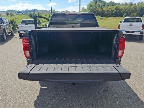 Used 2020 GMC Sierra 1500 Elevation w/ Elevation Value Package AWD/4WD image 30