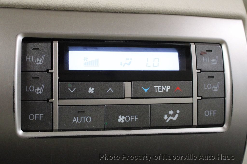 Used 2015 Lexus GX 460 Luxury w/ Preferred Accessory Package AWD/4WD image 29