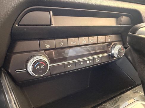 Used 2019 MAZDA CX-9 Touring image 35