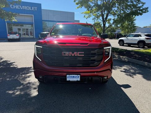 Used 2024 GMC Sierra 1500 Elevation AWD/4WD image 8