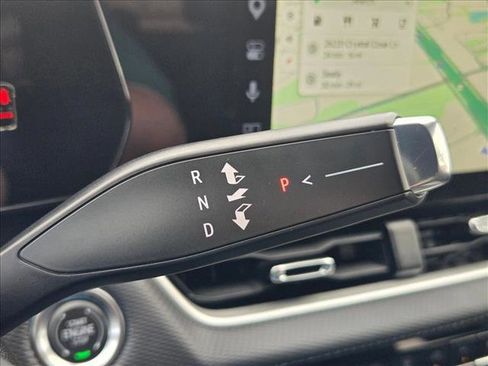 Used 2025 Chevrolet Equinox LT image 27