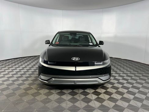 Used 2022 Hyundai Ioniq 5 Limited w/ Cargo Package image 11