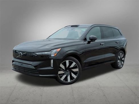 New 2025 Volvo EX90 Ultra image 1