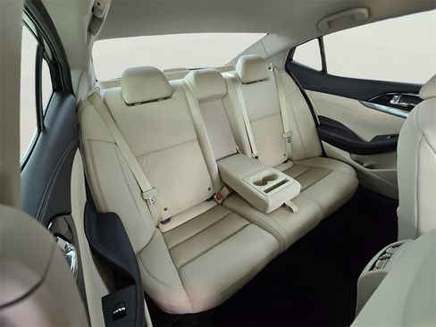 Used 2020 Nissan Maxima 3.5 SV w/ Illumination Package image 8