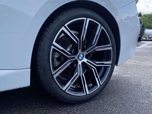Used 2024 BMW 230i Coupe w/ Convenience Package RWD image 11