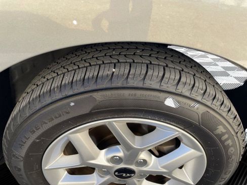 Used 2022 Kia Soul LX w/ Technology Package image 23