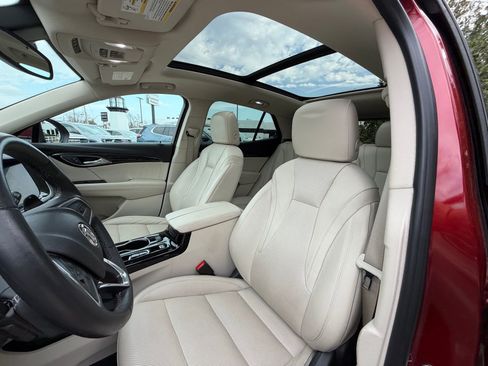 Used 2021 Buick Envision Essence image 11