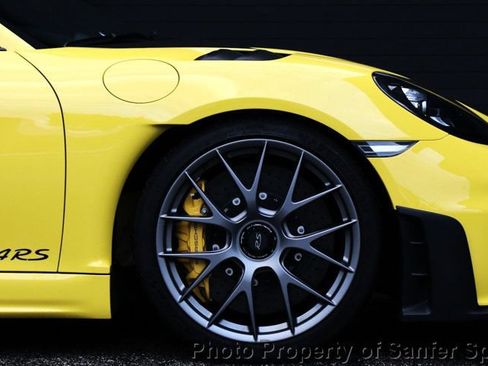 Used 2023 Porsche 718 Cayman GT4 RS w/ Weissach Package RWD image 16