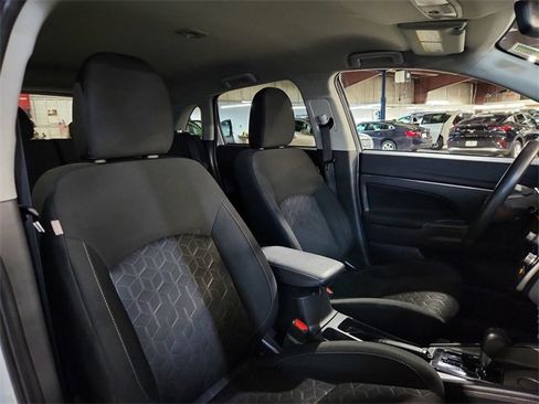 Used 2020 Mitsubishi Outlander Sport ES image 21
